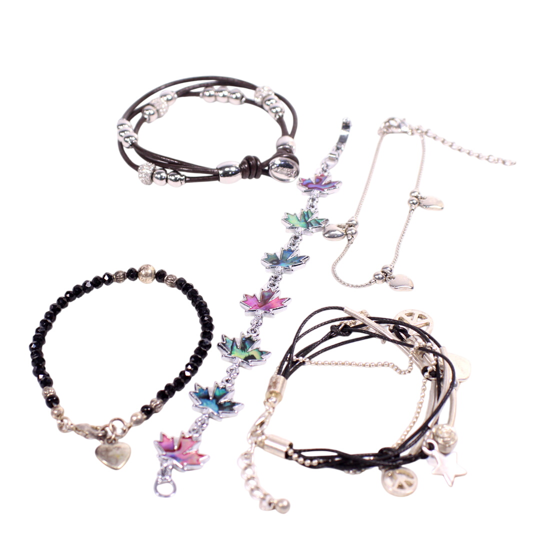 Lot de 5 bracelets Bon état -  reconditionné disponible sur Label Emmaüs